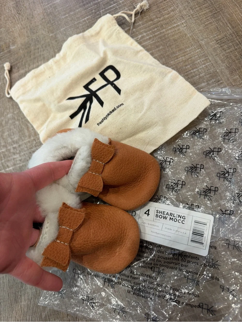 Freshly Picked Tan Shearling Bow Mittens for Kids